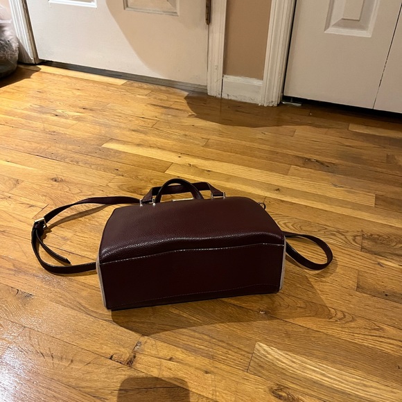 Kate Spade Crossbody Satchel - medium size - Picture 6 of 7